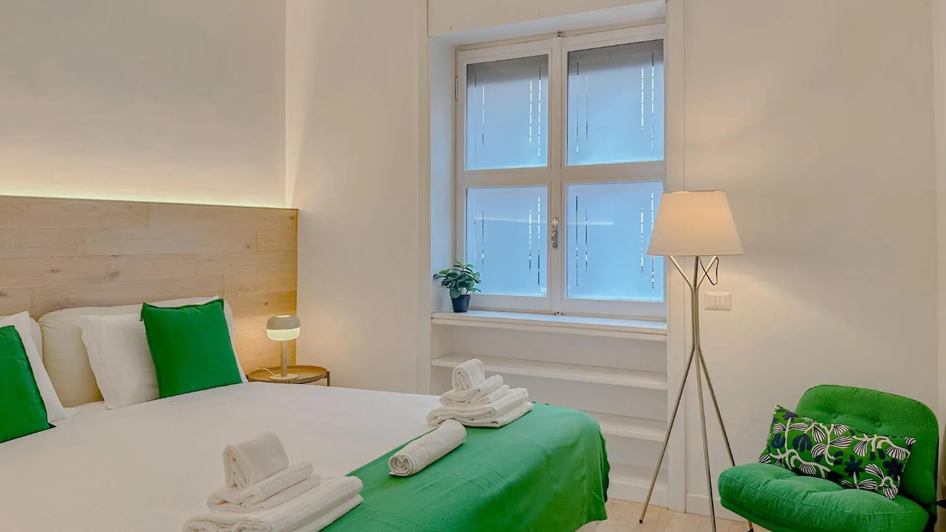 Santa Croce Suite - 10 Mins From Duomo Milan