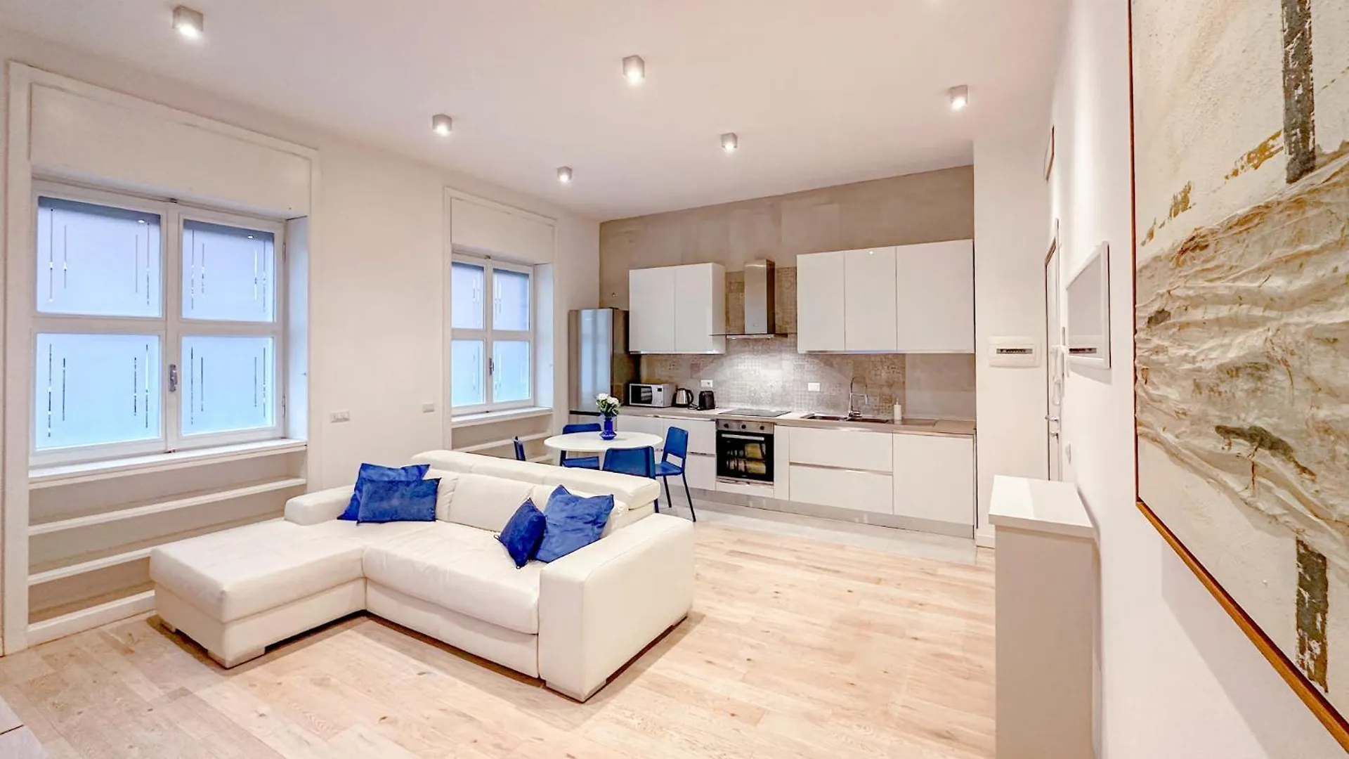 Santa Croce Suite - 10 Mins From Duomo Milan Appartement