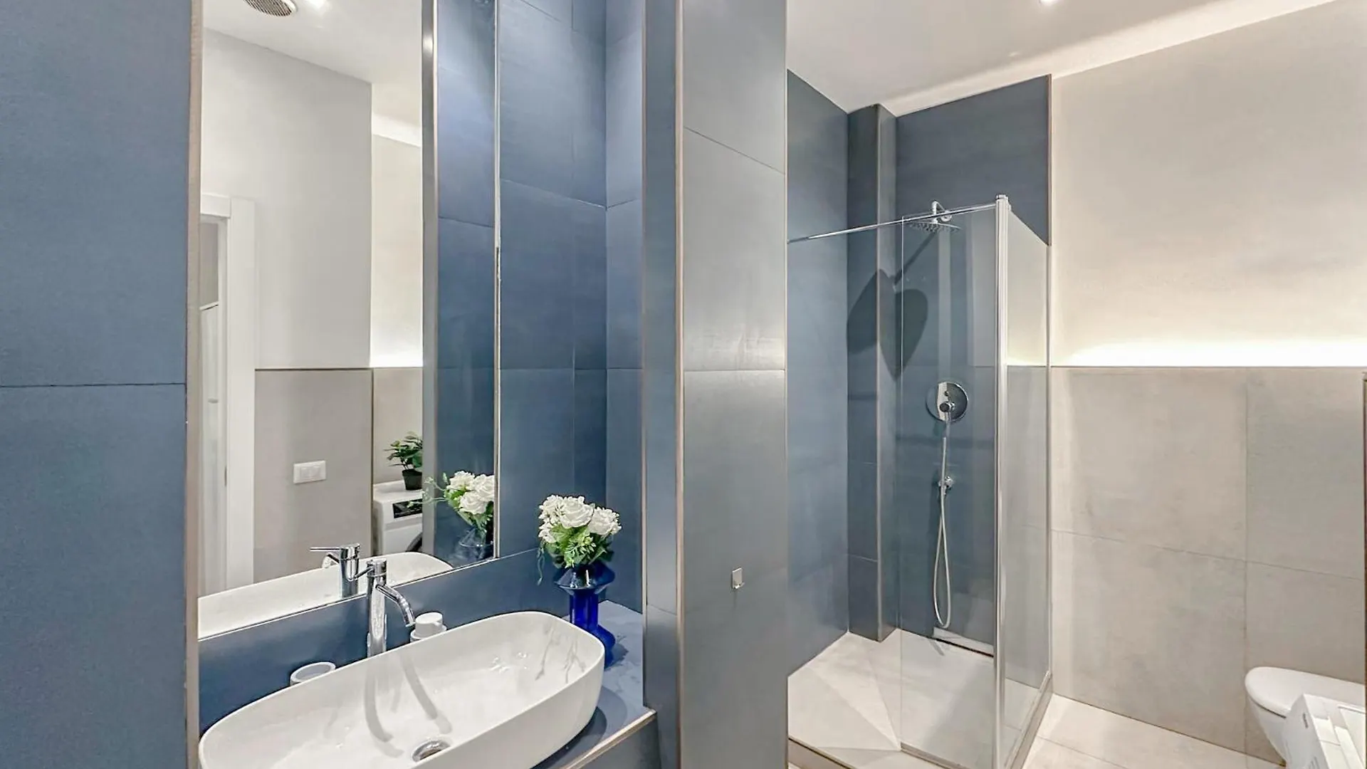 Santa Croce Suite - 10 Mins From Duomo Milan 0*,